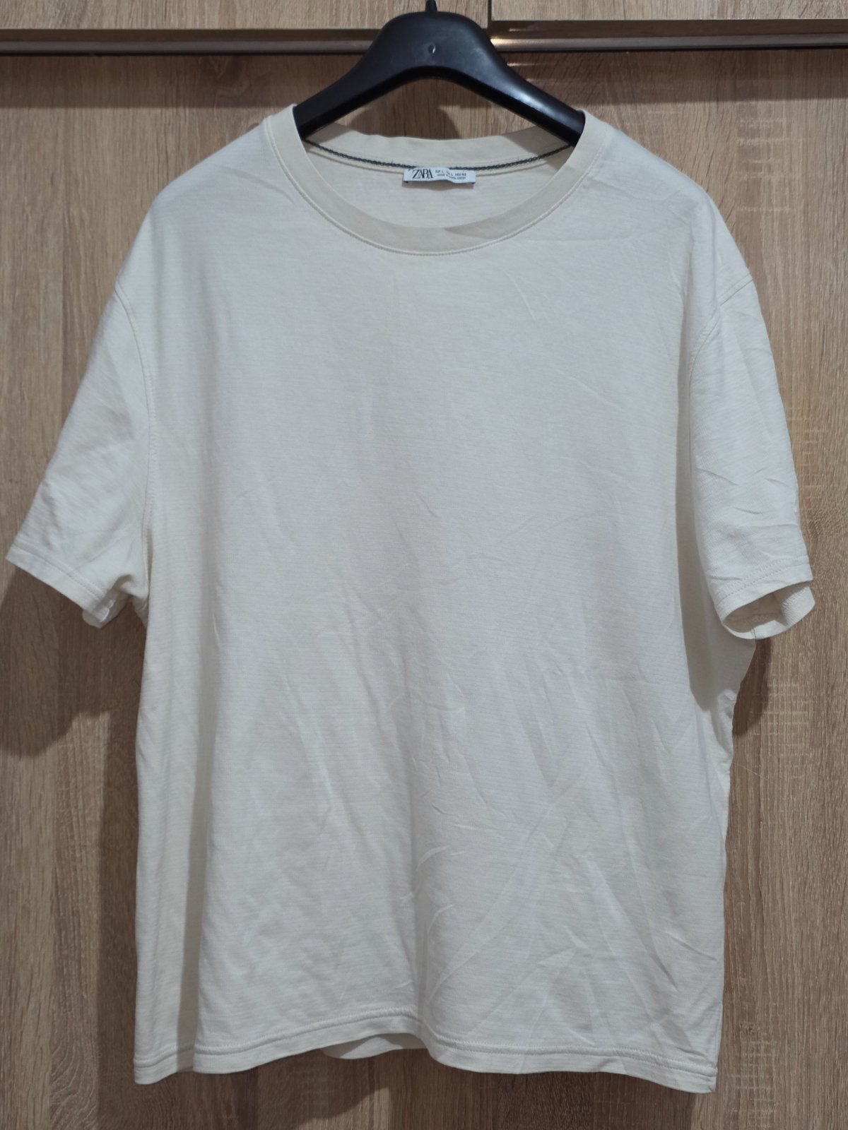 T-shirt zara