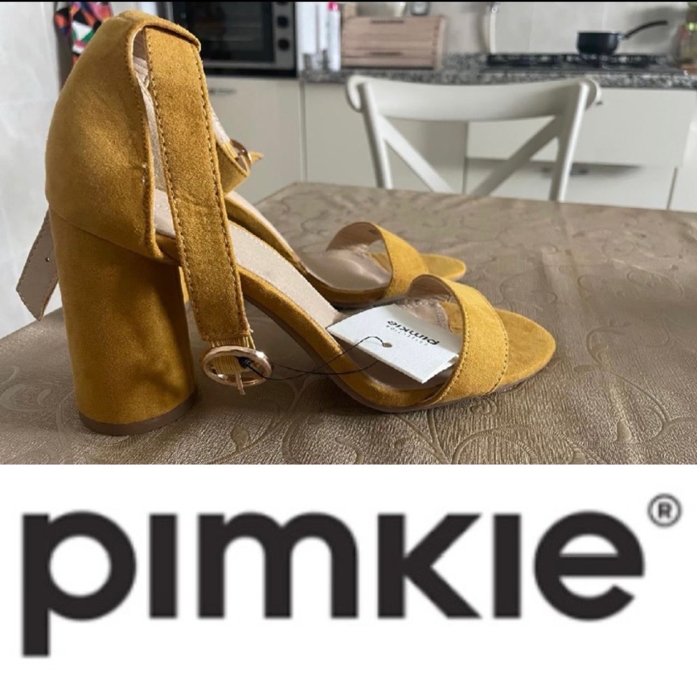 Chaussures pimkie neud dans son emballage jaune motarde tres pratique et confortable