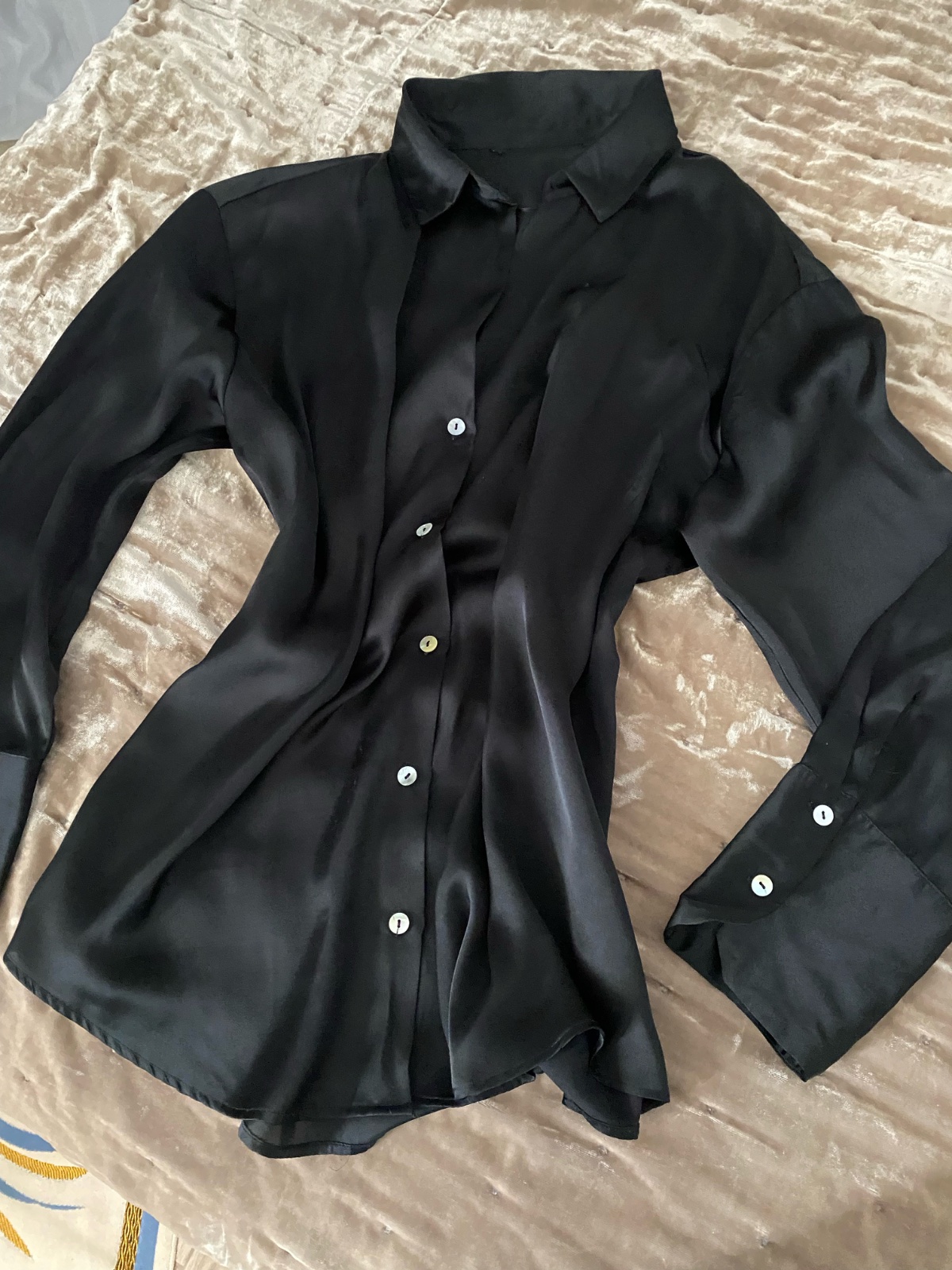 Chemise