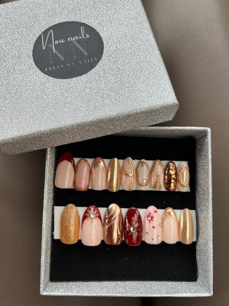 Des press on nails 