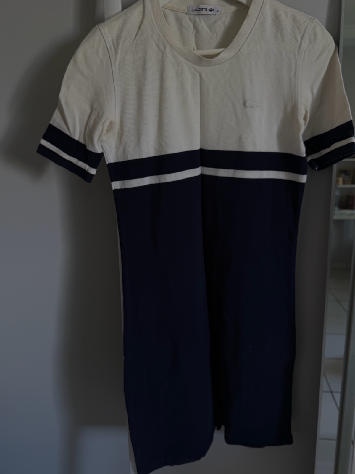 Robe LACOSTE