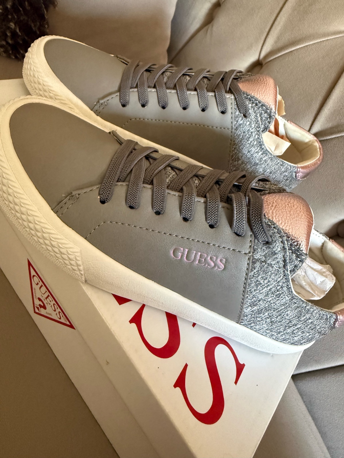 Baskets Guess 