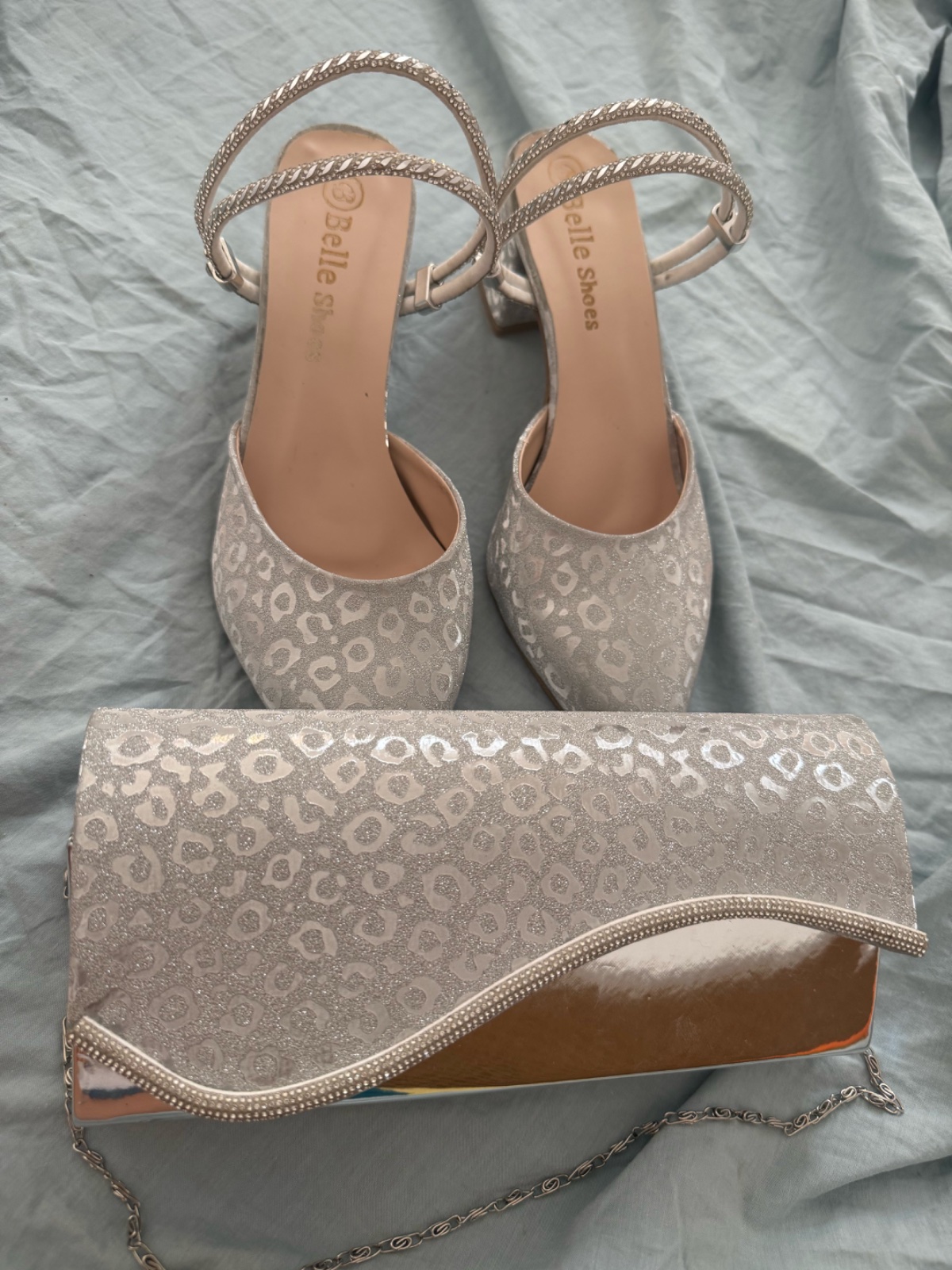 Escarpins + pochette