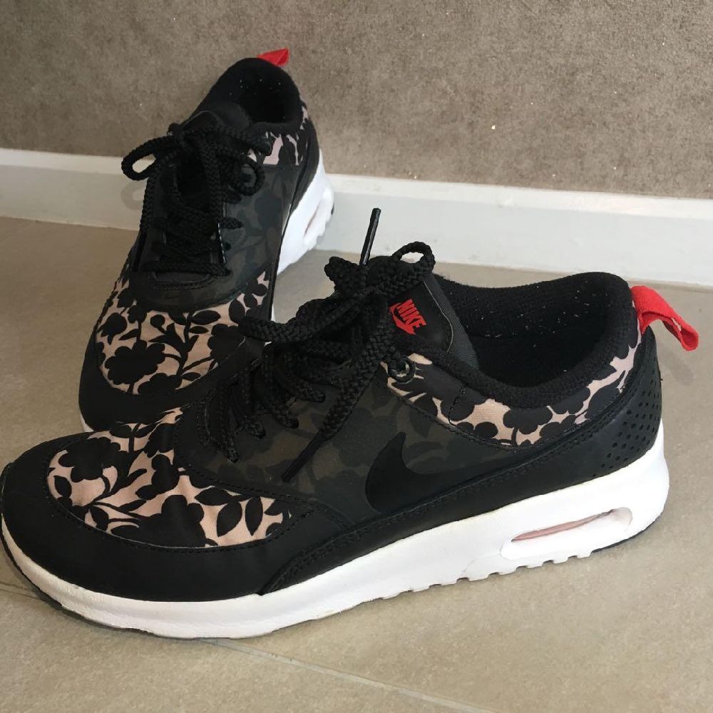 Baskets NIKE 