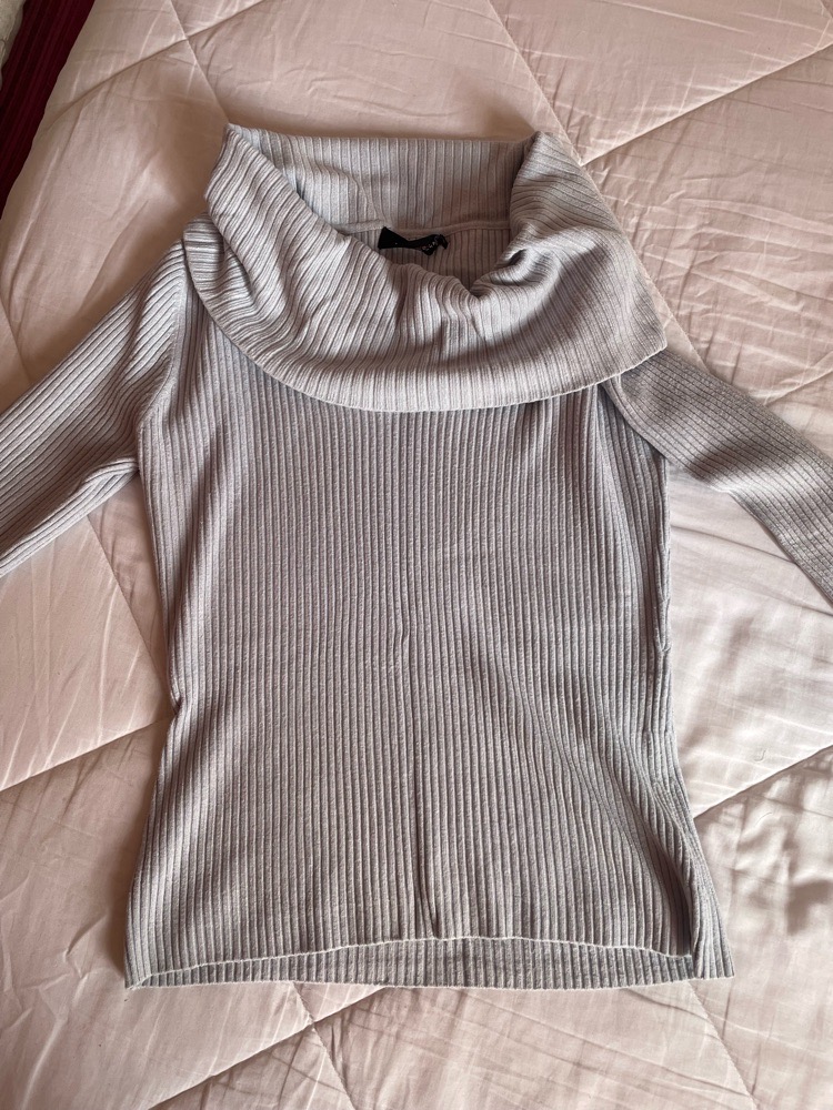Pull avec col cagoule bleu ciel 