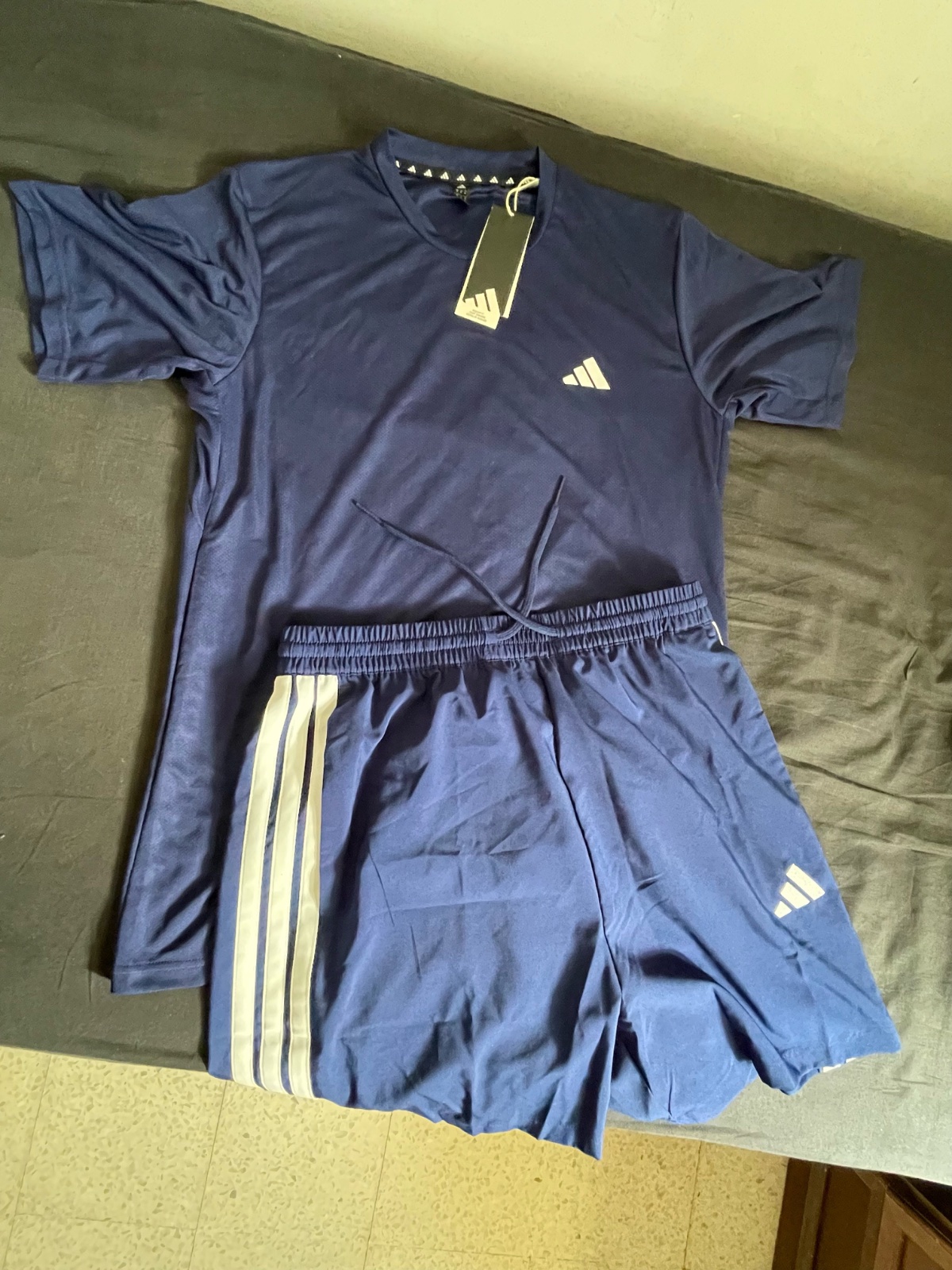 T-shirt et short adidas 
