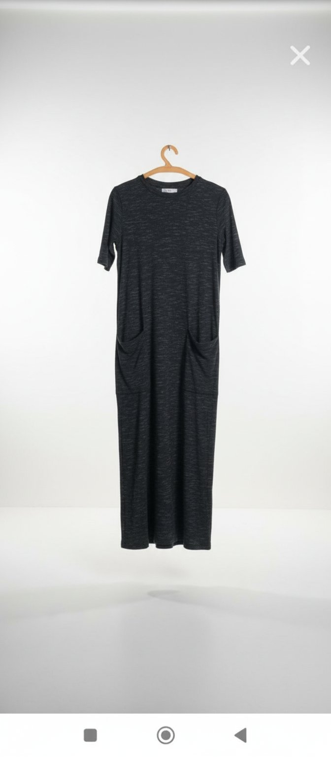 Robe 👗 noir pigmenté en blanc 