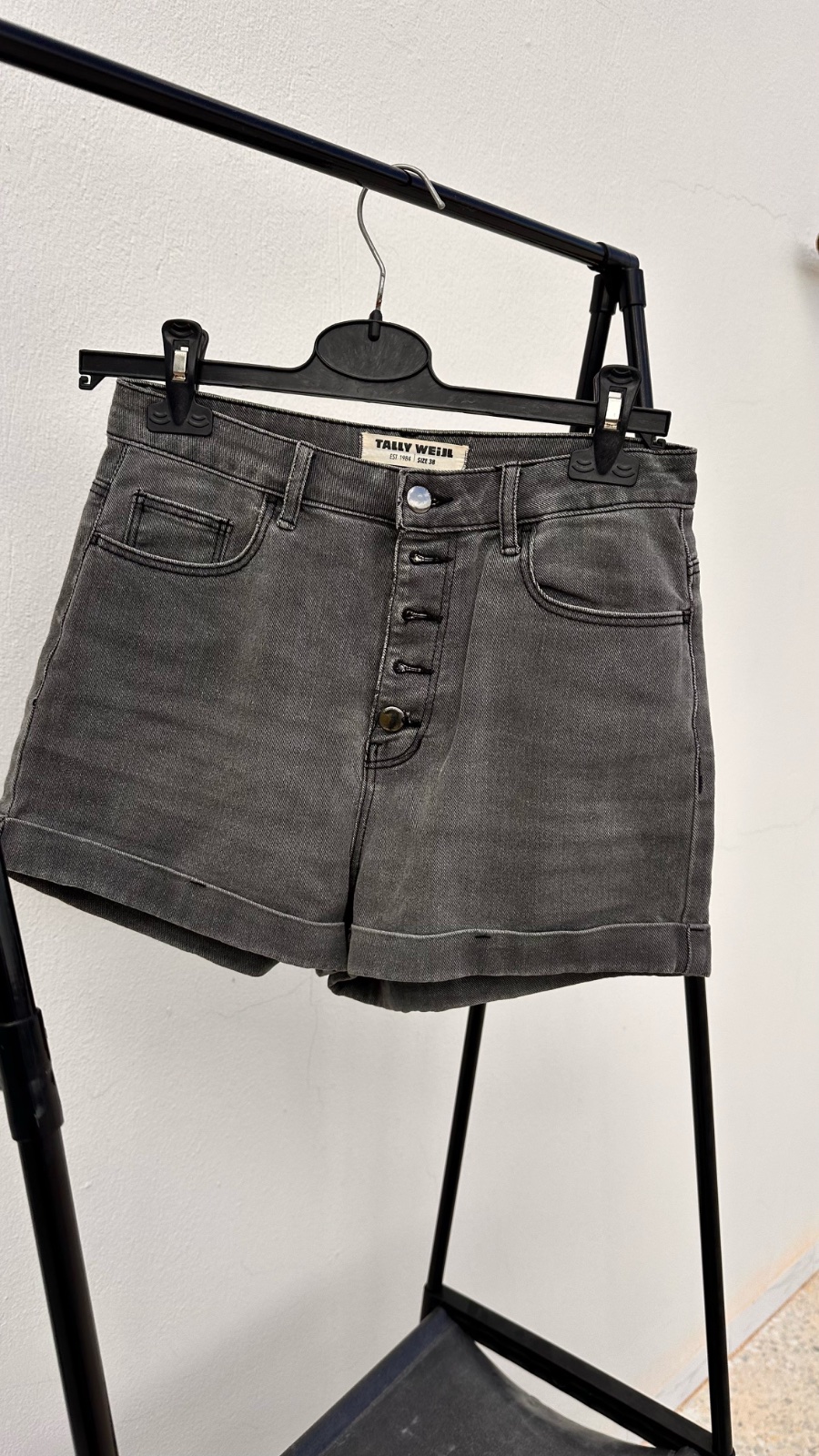 Short gris