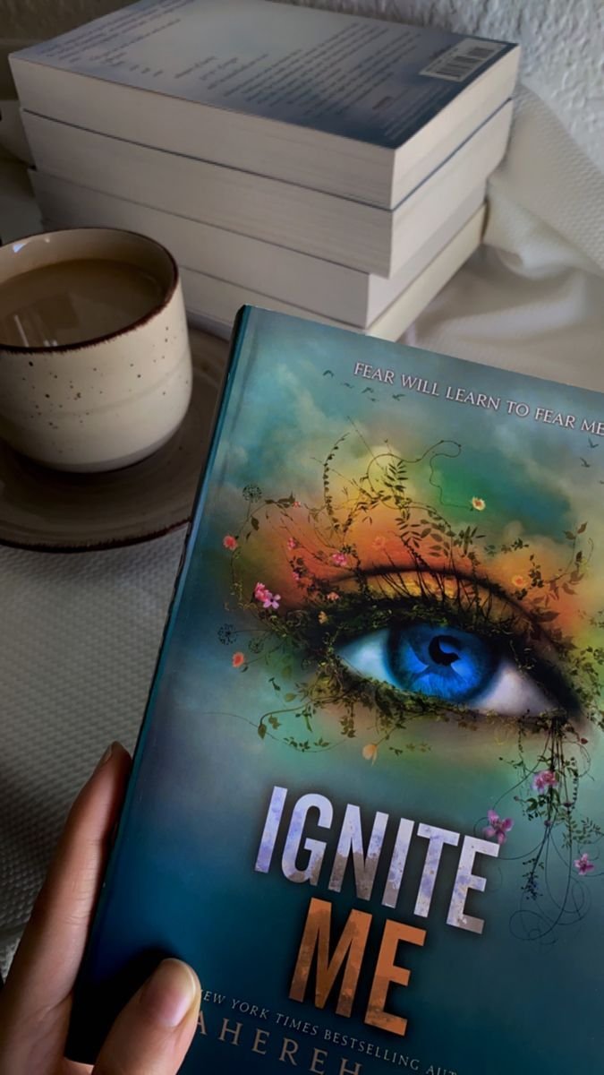 Ignite Me book 