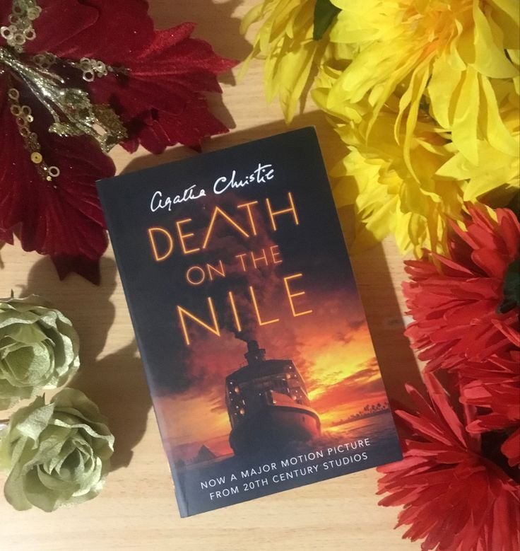 Livre " Death on the Nile " 📖