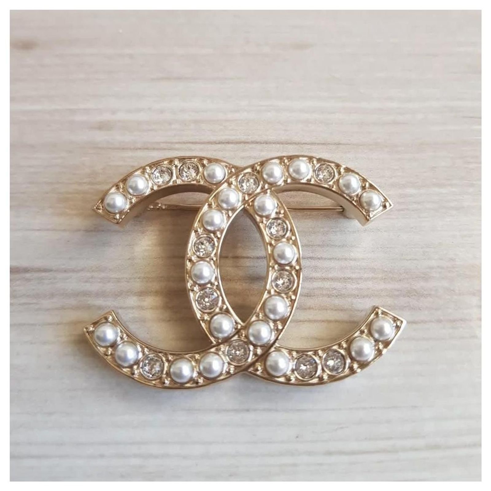 Broche 