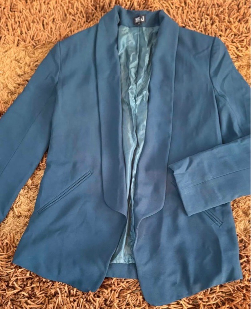 Blazer état neuf la marque very J 