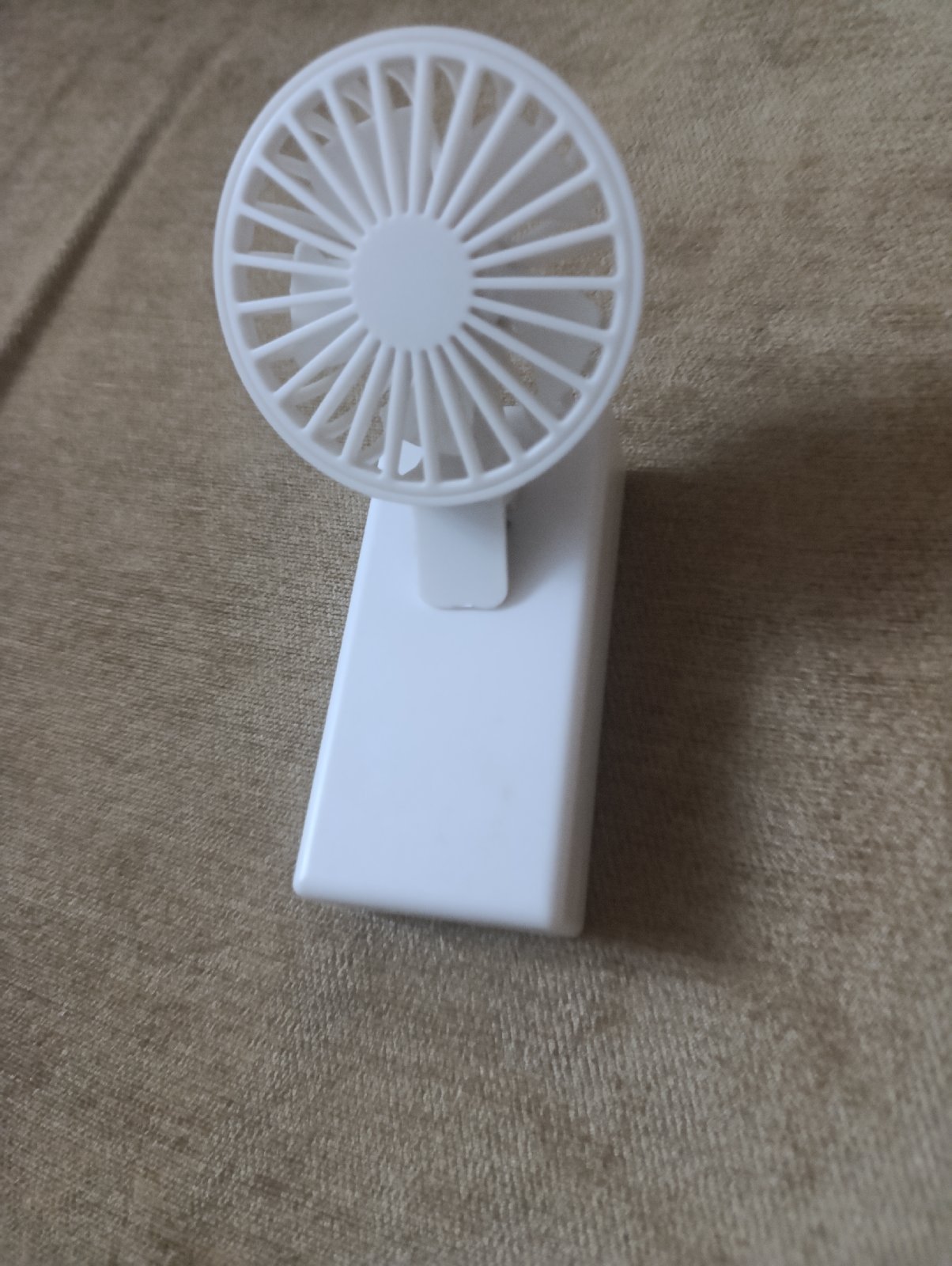 Ultra-Portable & Lightweight Mini Battery Fan