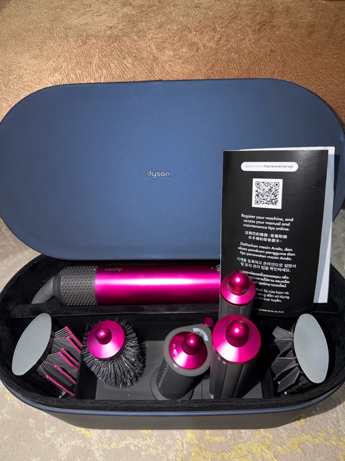 Dyson hairstyler
