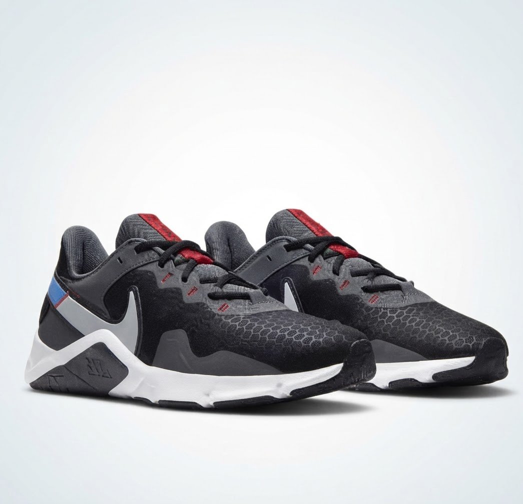 Nike Legend Essential 2