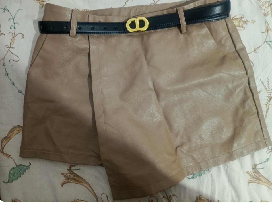 Jupe short 