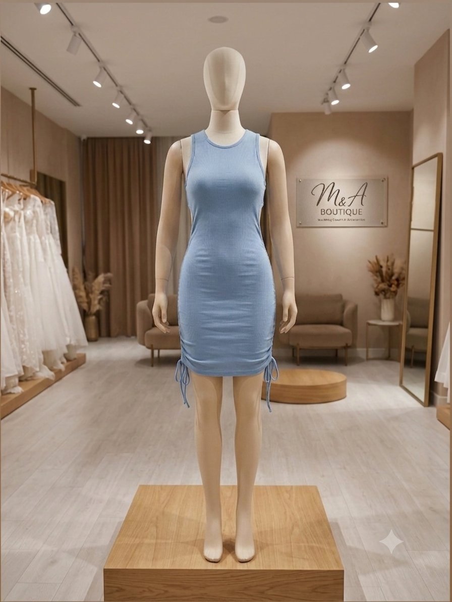 Robe courte moulante bleu  froncée sur les côtés