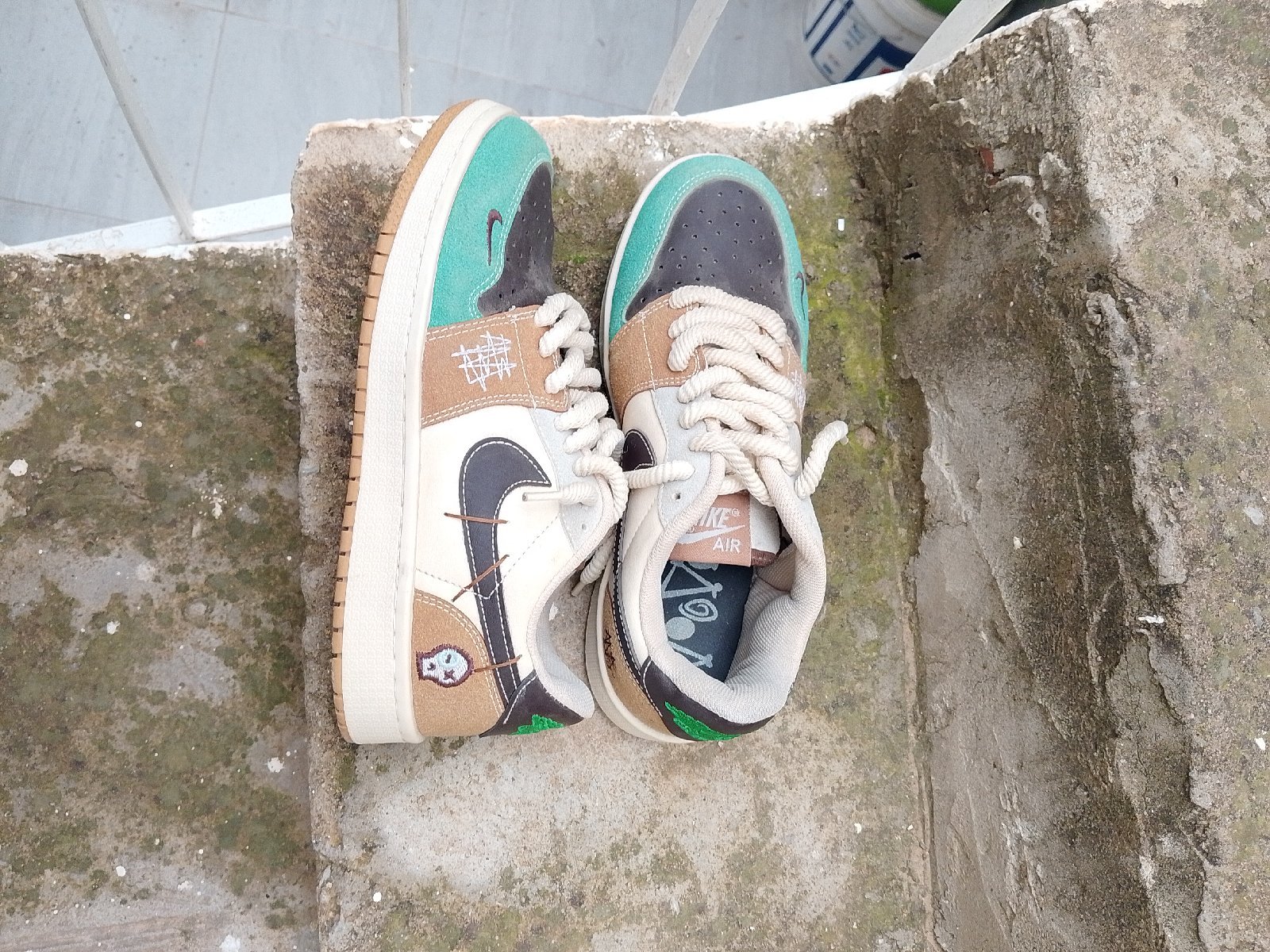 Nike shoes