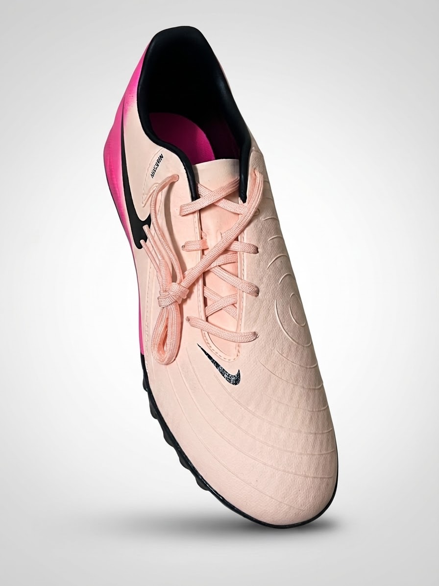 Nike demi crampon original Neuf 