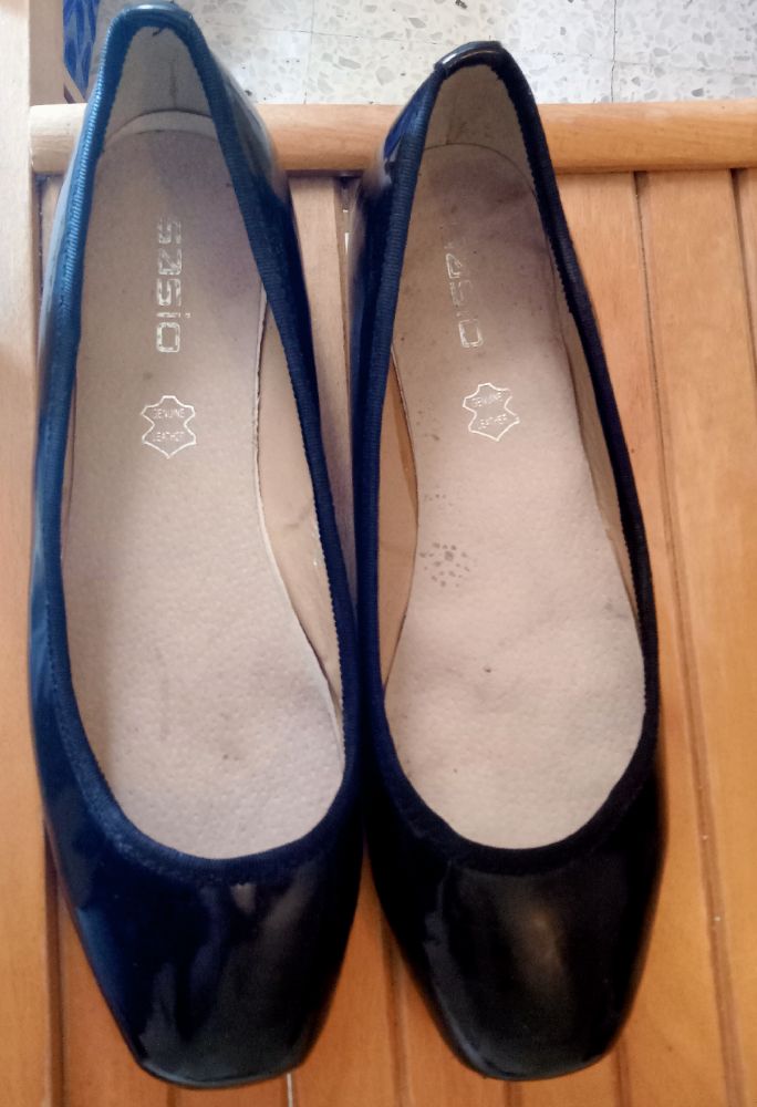 ballerines noires vernies sasio