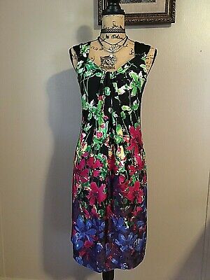 robe imprimée fleurie de la marque Studio Tianab