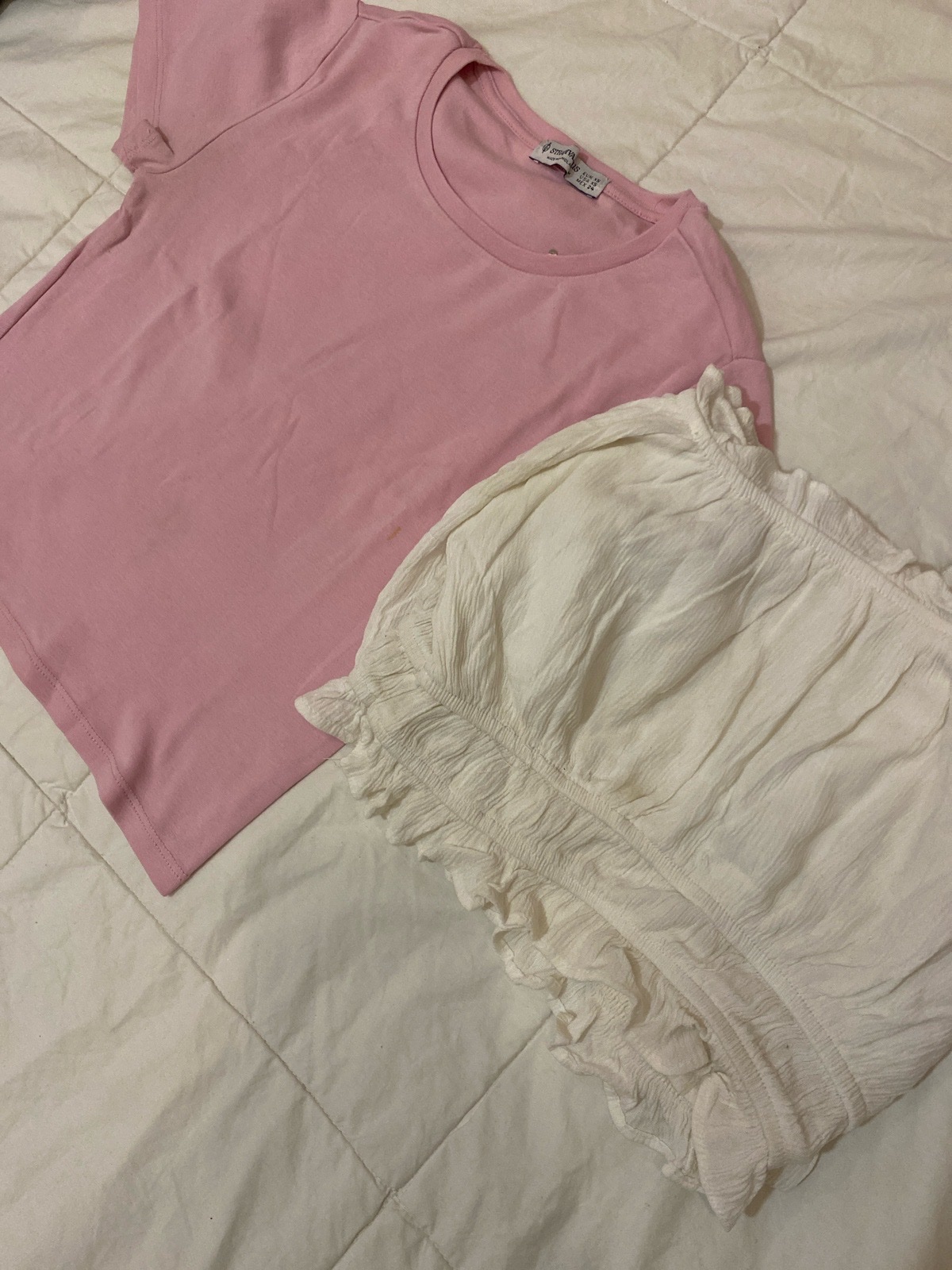 Lot 1 top blanc et  1 rose 