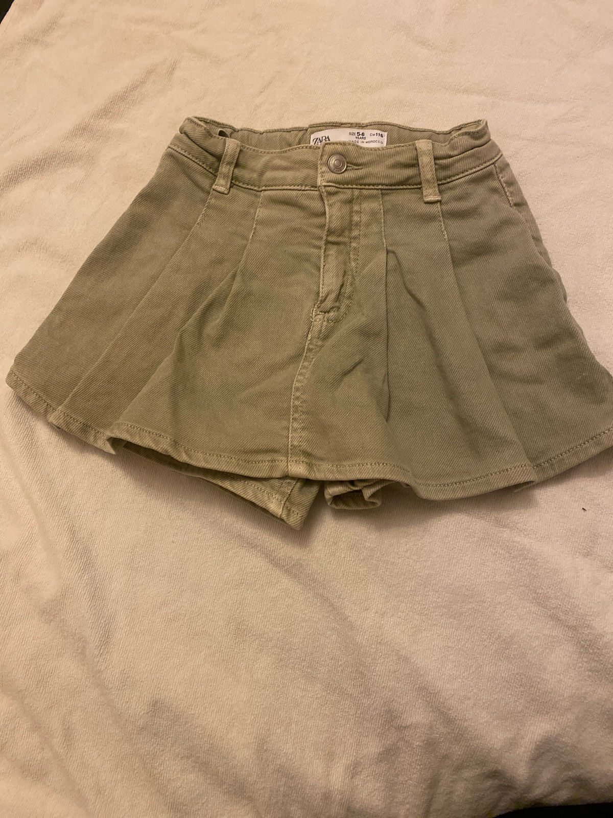 Jupe short en bon état