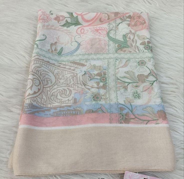 Foulard fleurs 