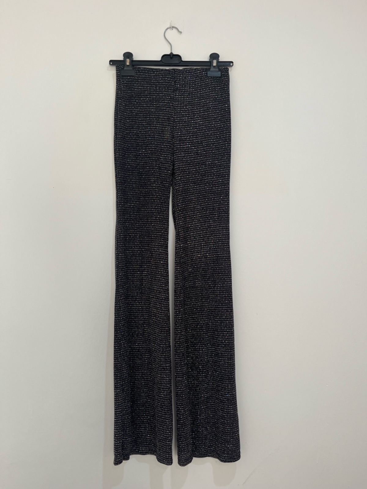 Pantalon noir pailleté