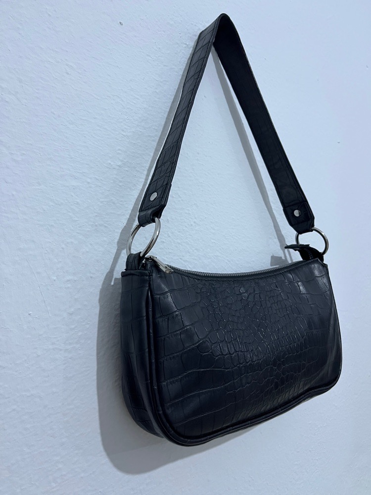 Sac baguette en similicuir à motif croco