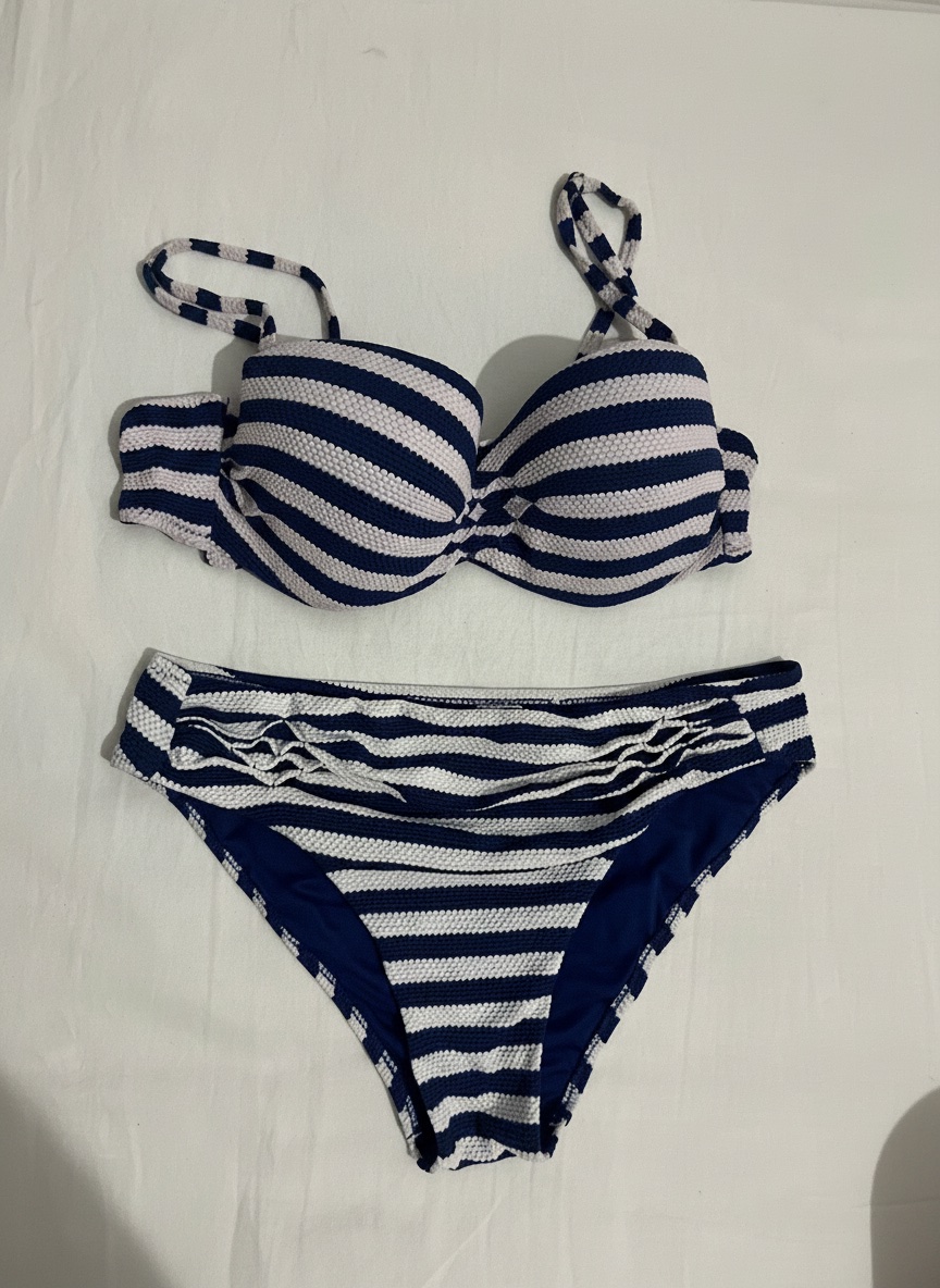 Bikini rayé