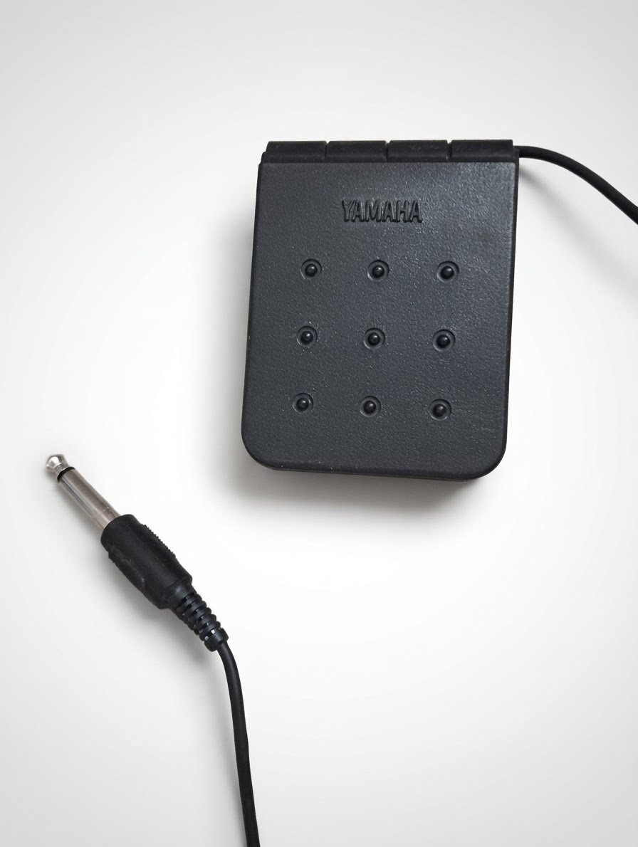 Pédale Yamaha originale – Footswitch pour clavier / piano