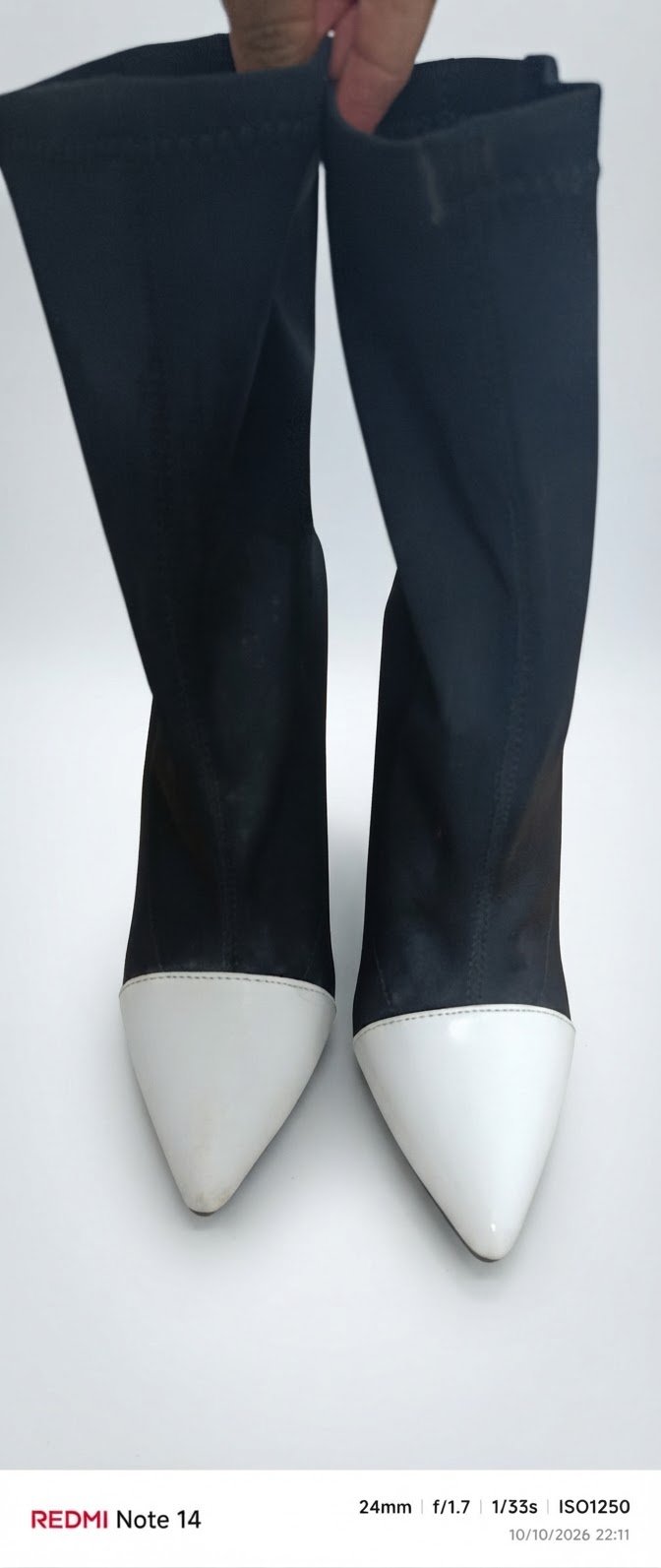 Bottes blanc et noir