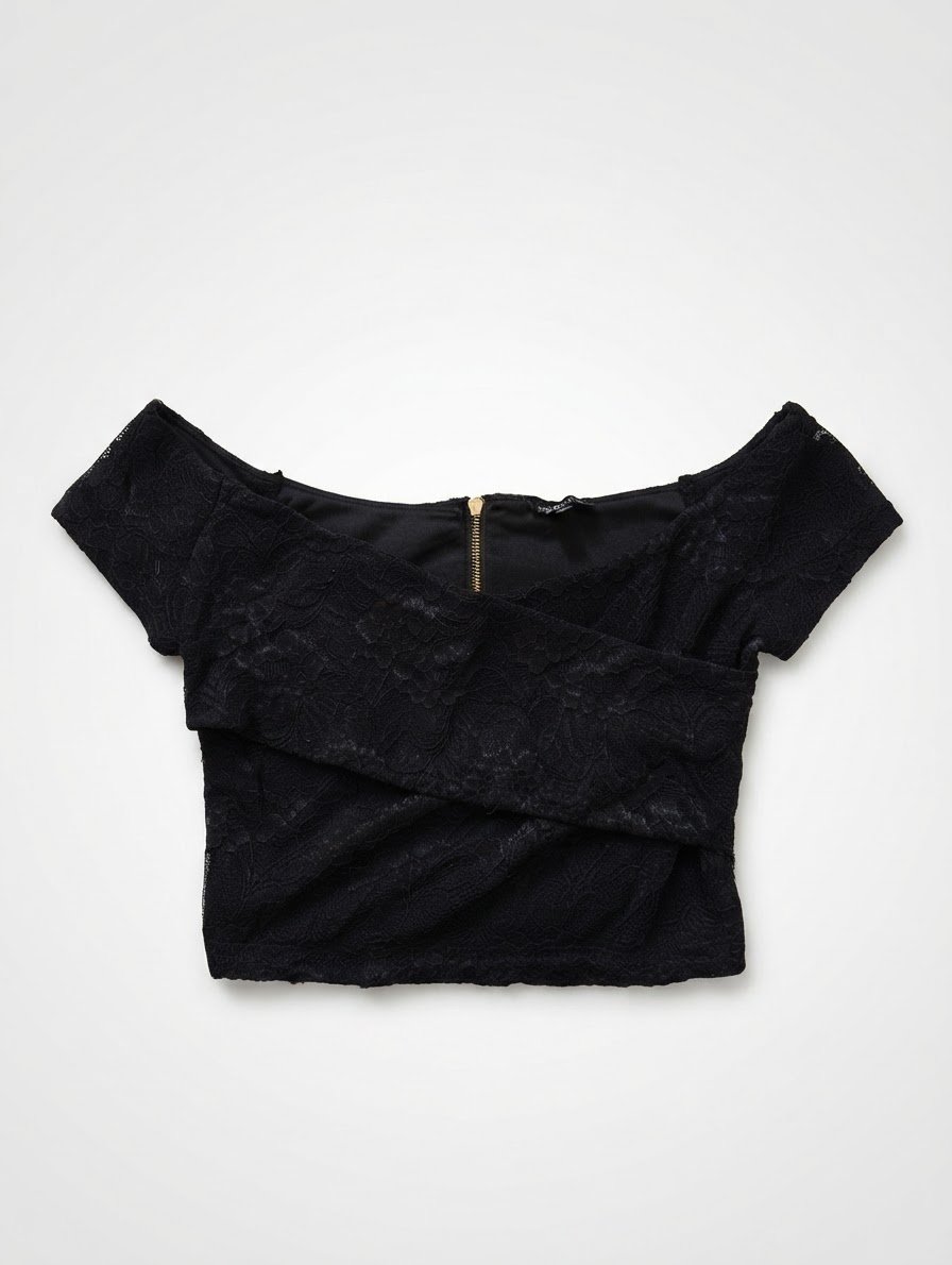 Top noir en dentelle 