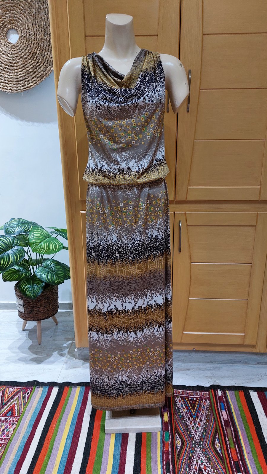 Robe longue sans manche