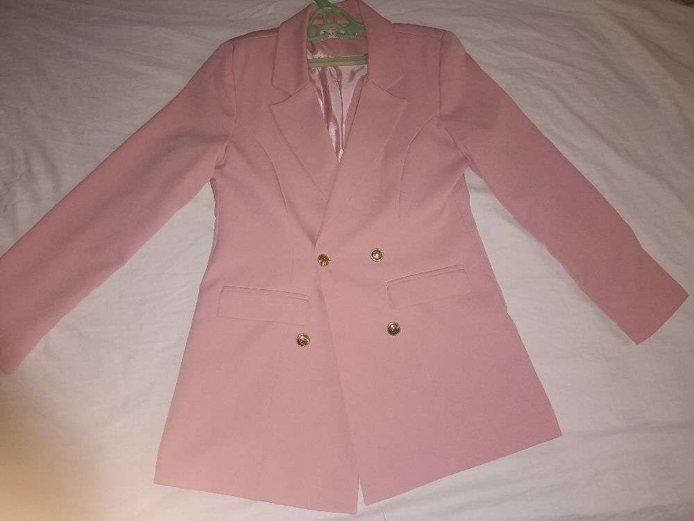 Blazer rose bébé 💞💕