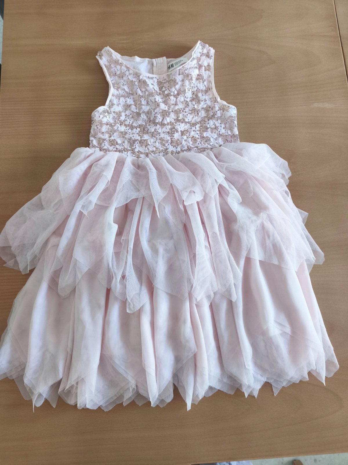 Charmante robe de cérémonie pour fille