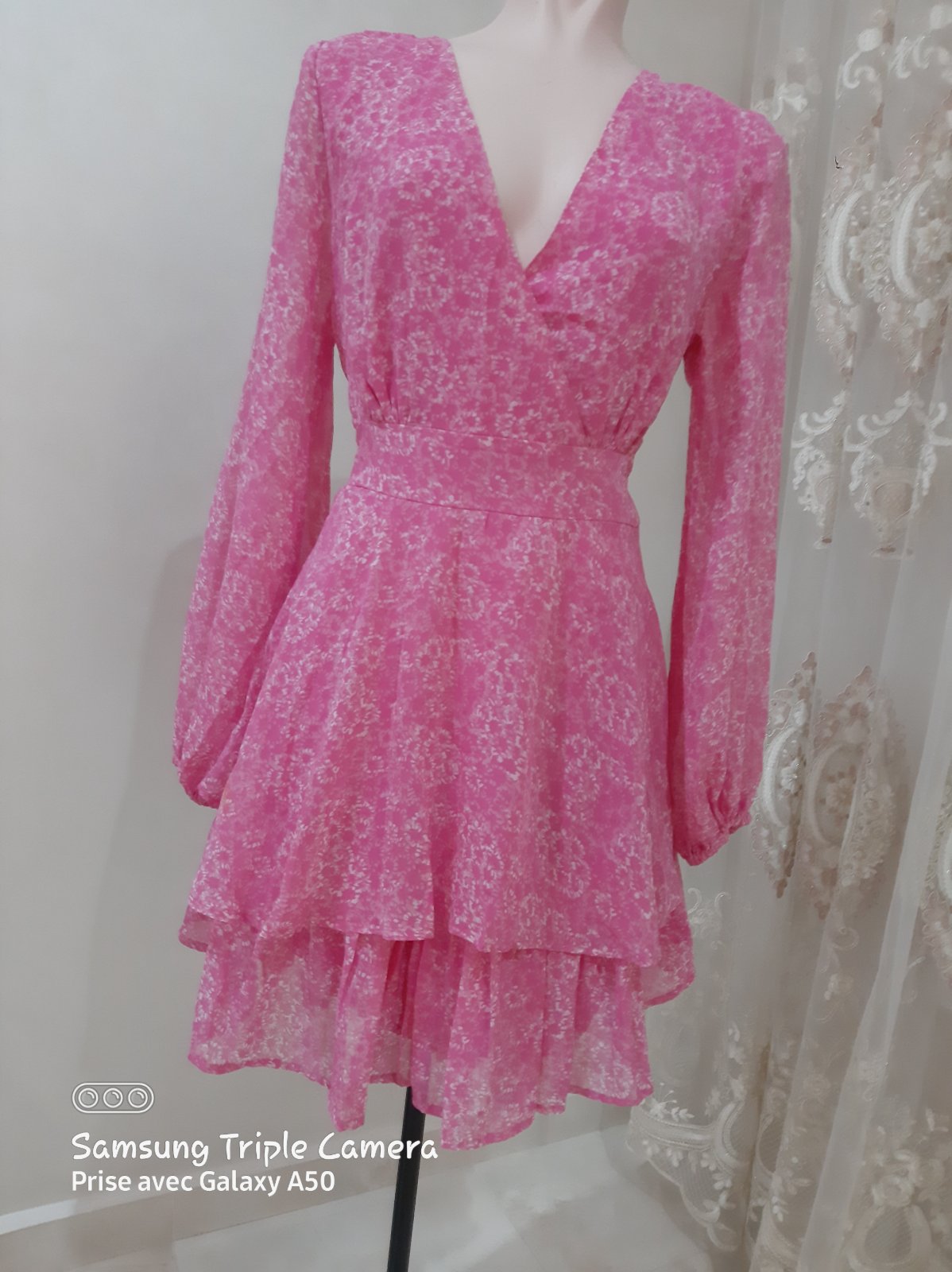 Belle robe jamais portée 