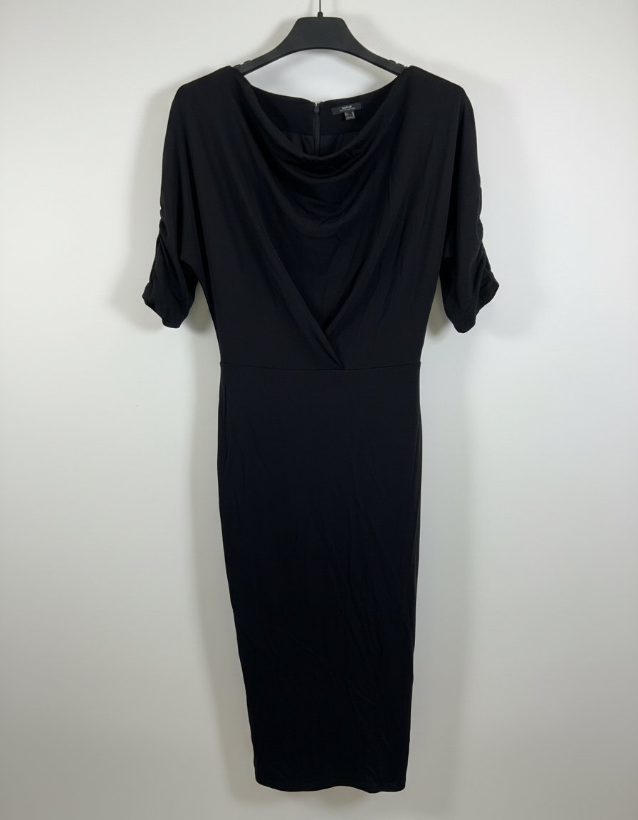 Robe noire 