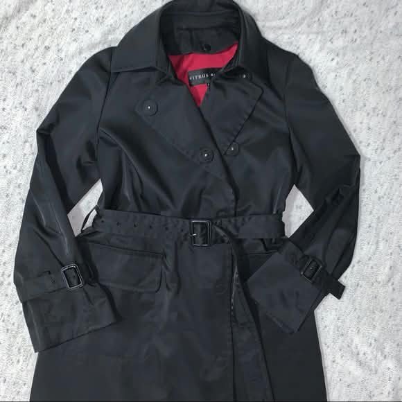 Trench noir taille 36