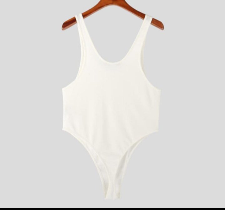 Crop top H&M taille 38