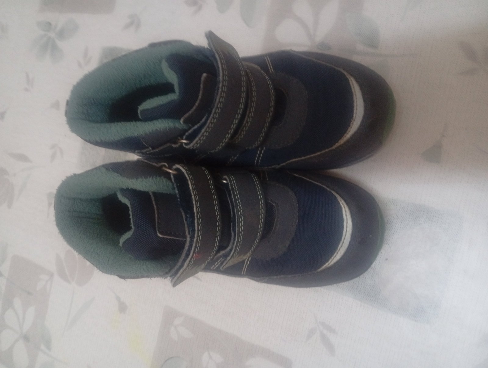 Lot de 2 boots pointure 27