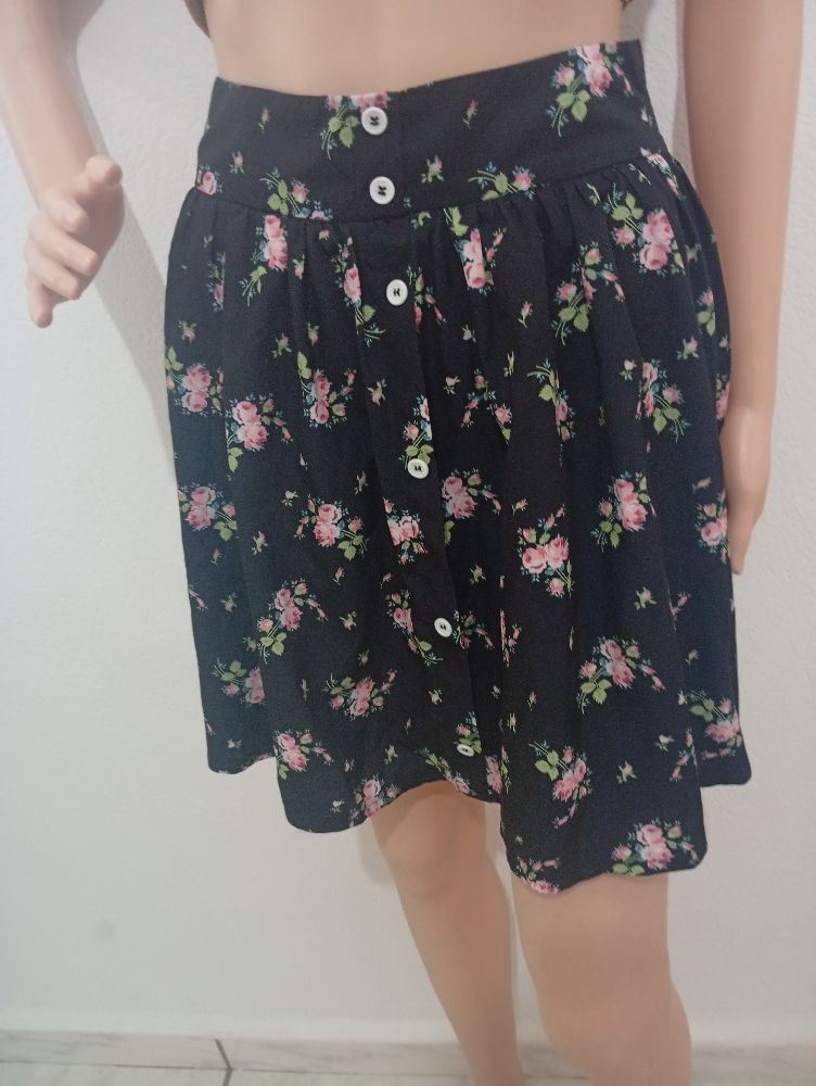 Jupe fleurie taille 36