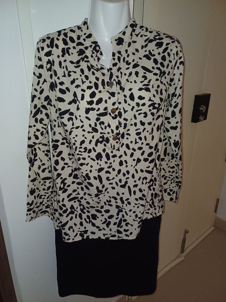 jolie chemise tigre 🐅 taille L