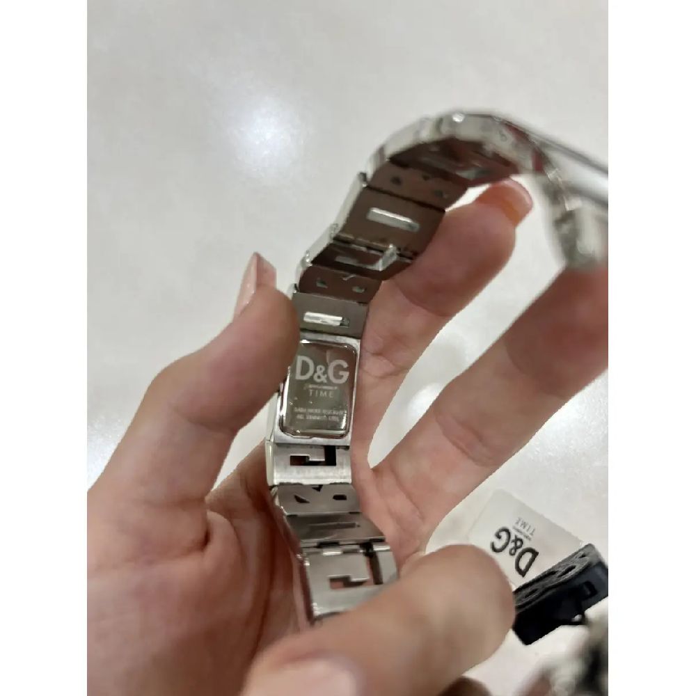 Montre DG