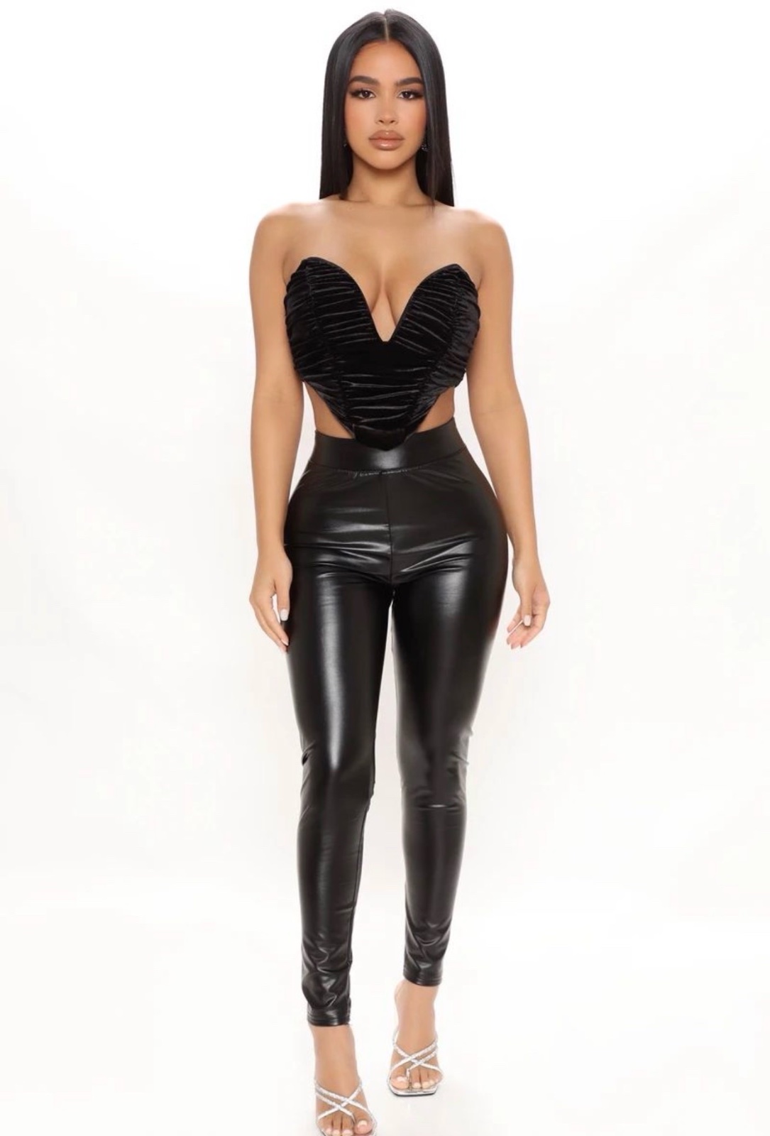 Legging en similicuir noire 💕