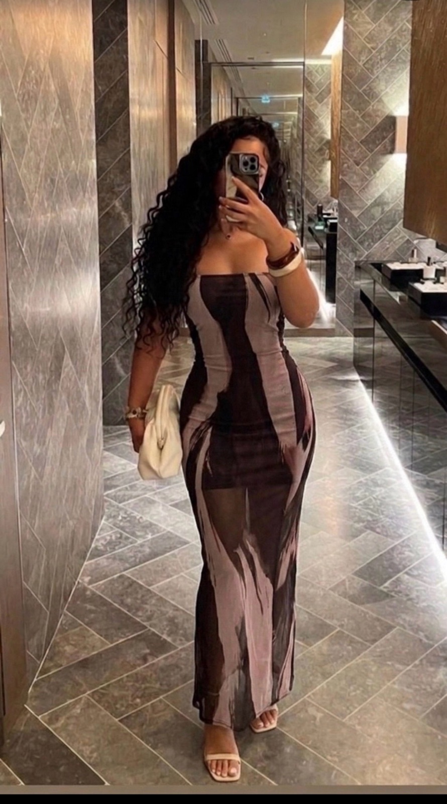 Robe  bustier en mèche avec doublure de chez Boohoo 🤎🤎🎨
