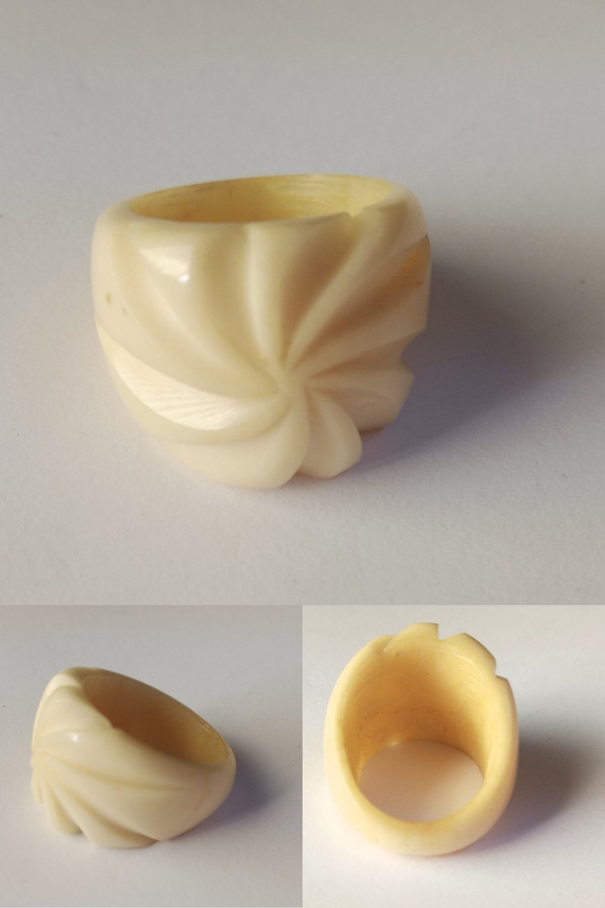Bague en ivoire taille 9