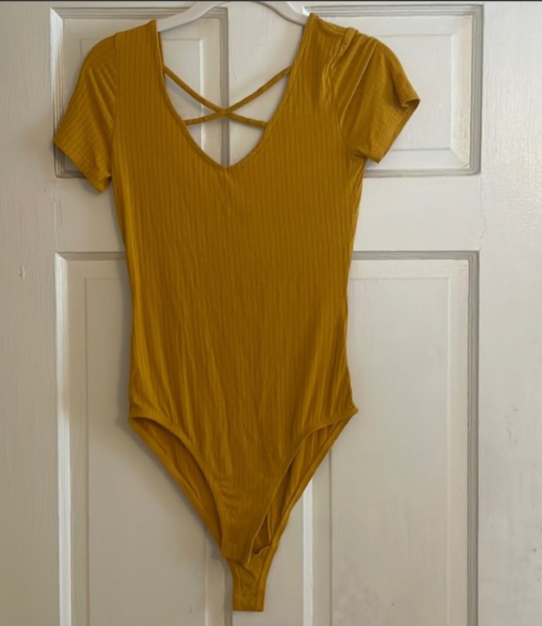 T-shirt jaune motarde 