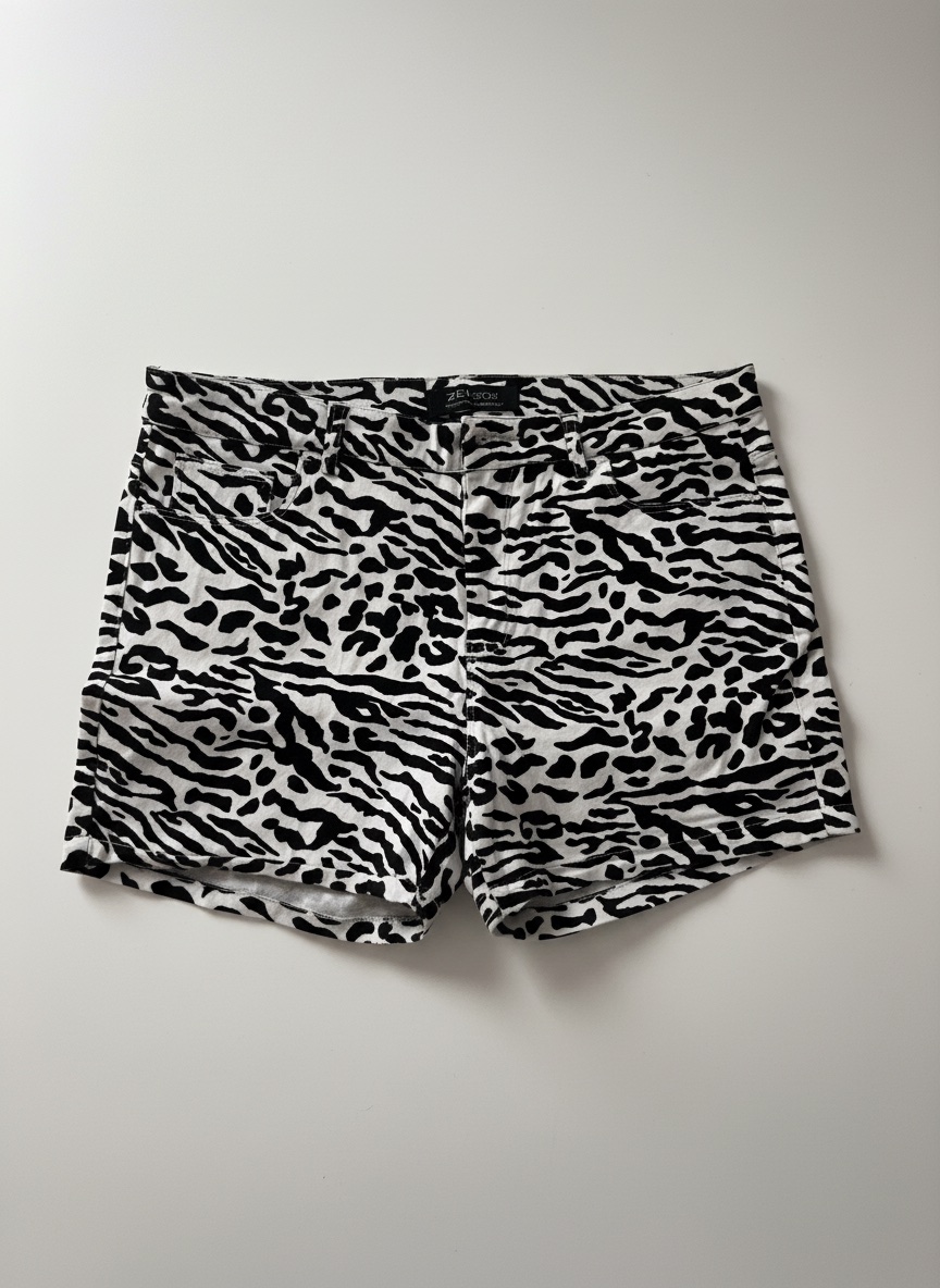 Short zébre tres bonne etat